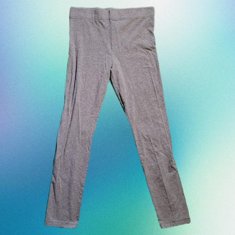 Forever 21 Leggings Cropped Grey XL Used